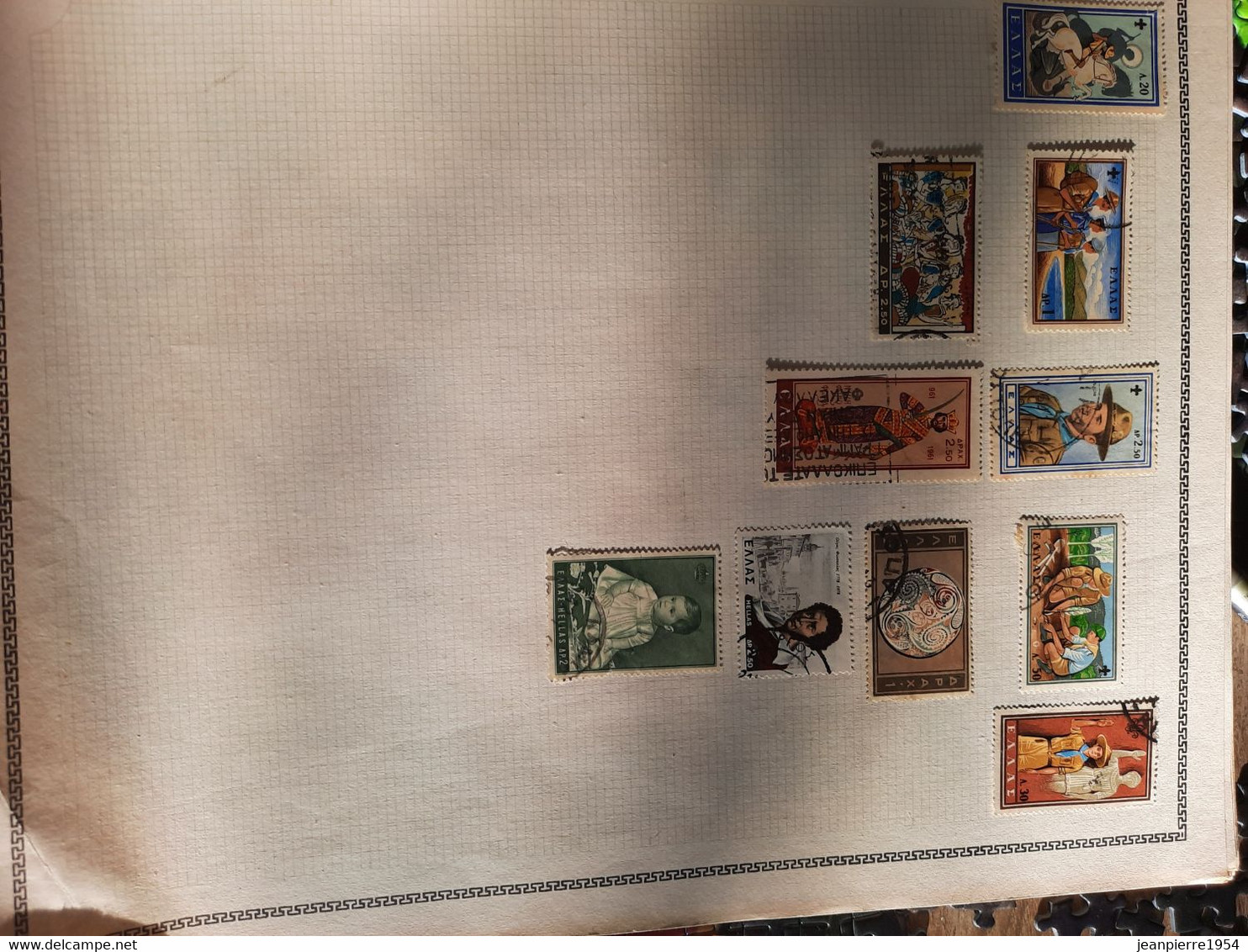 album de timbres du monde obliteres sur feuille avec des timbres des colonies française