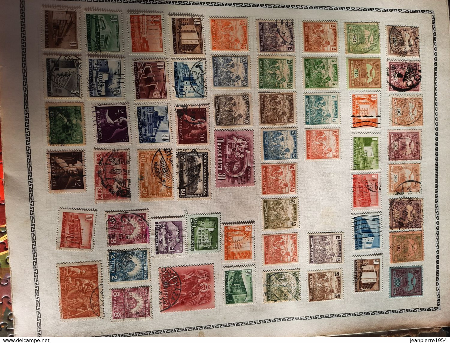 album de timbres du monde obliteres sur feuille avec des timbres des colonies française