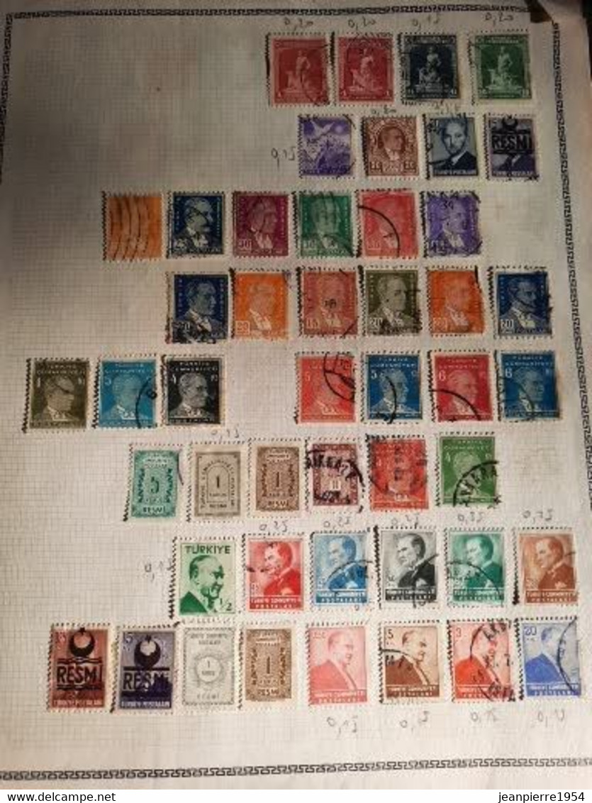 album de timbres du monde obliteres sur feuille avec des timbres des colonies française