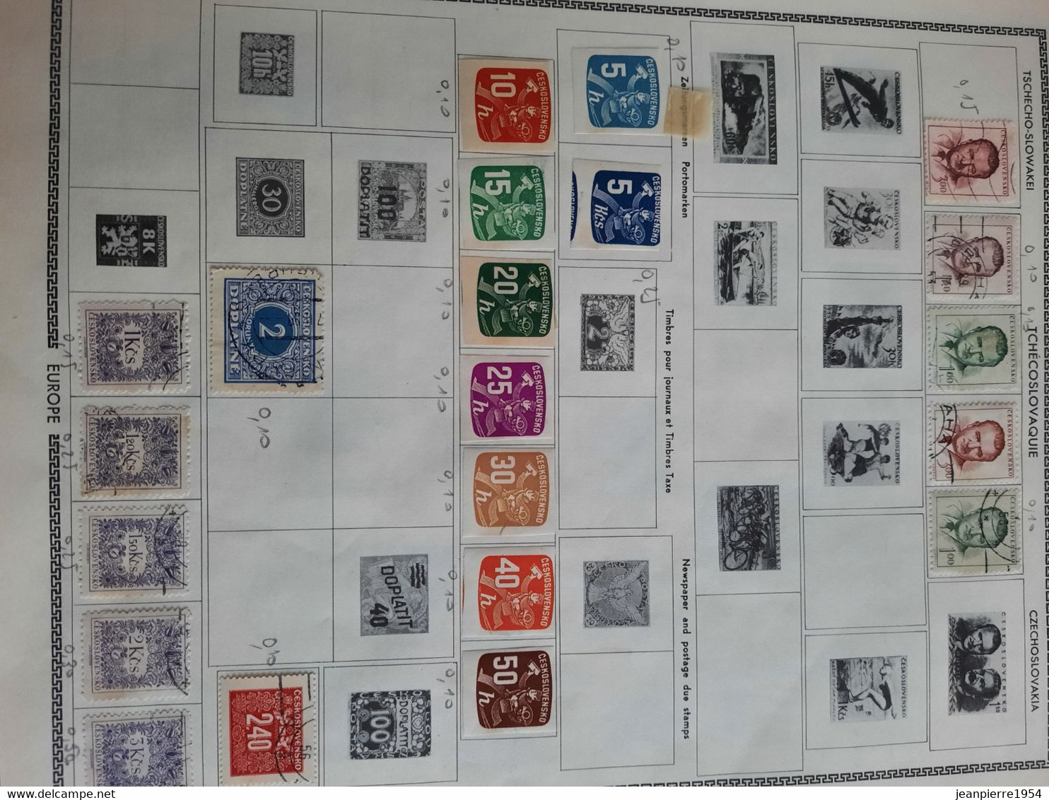 album de timbres du monde obliteres sur feuille avec des timbres des colonies française