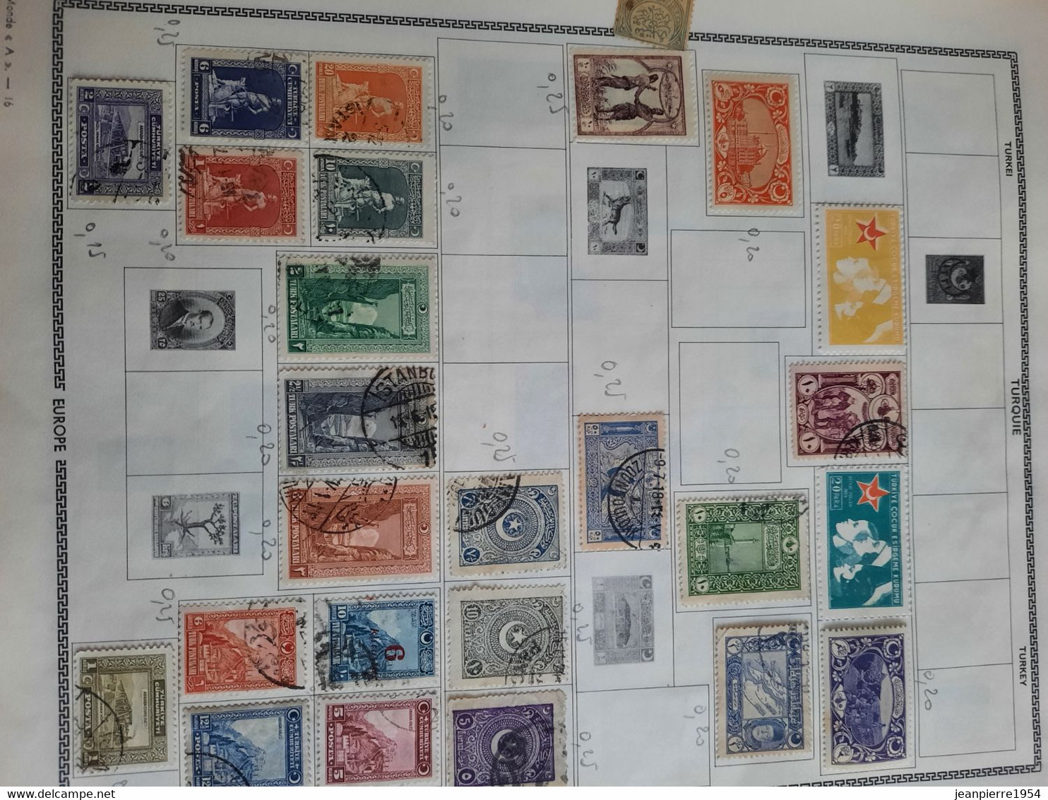 album de timbres du monde obliteres sur feuille avec des timbres des colonies française