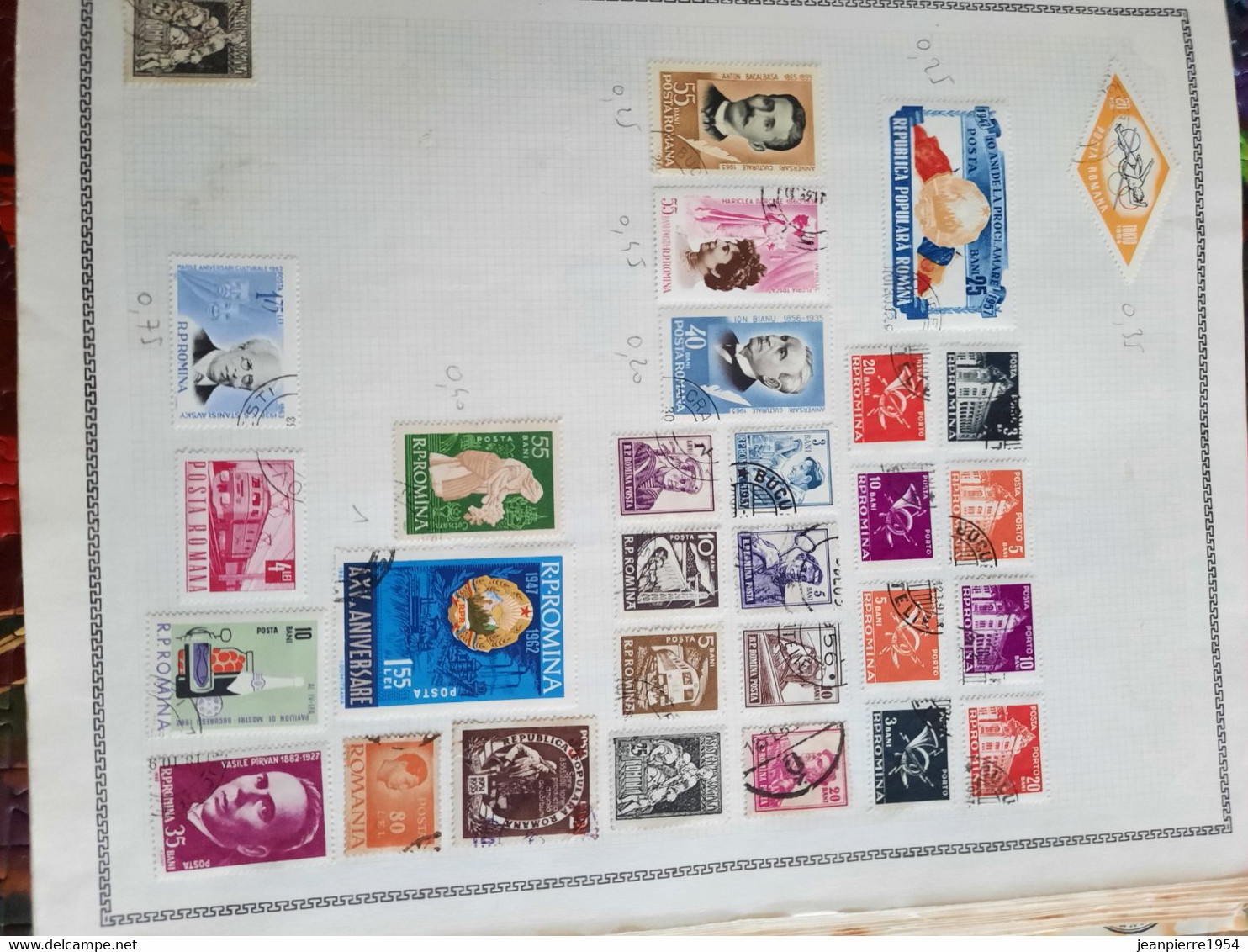 album de timbres du monde obliteres sur feuille avec des timbres des colonies française