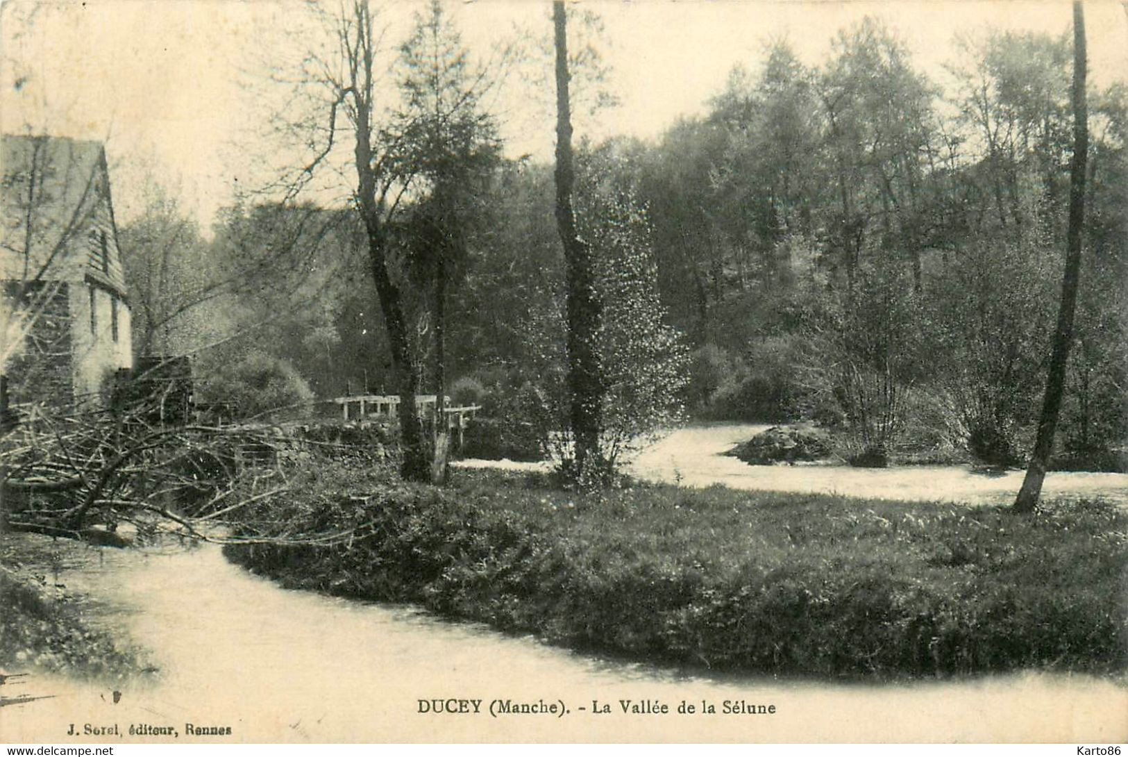 Ducey * Un Coin Du Village Et La Vallée De La Sélune * Moulin ? - Ducey