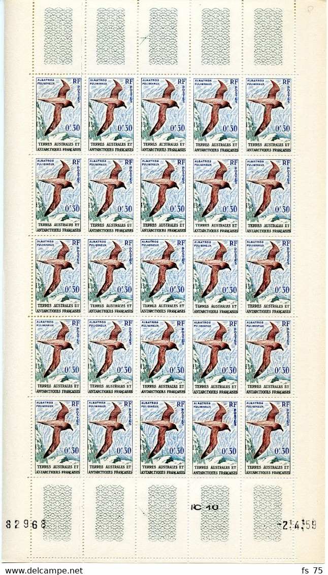 T.A.A.F. 12 - ALBATROS - LOT DE 13 FEUILLES COIN DATE - DATES DIFFERENTES ENTRE 1959 A 1962 - Unused Stamps