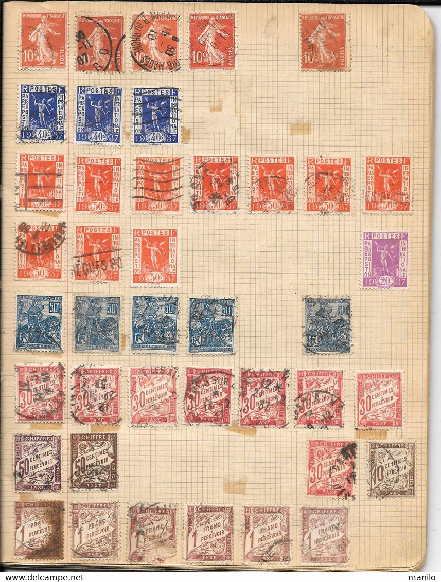 Collection de TIMBRES d'un ENFANT sur CAHIER D'ECOLIER années 1940 -PETAIN,SEMEUSE,IRIS,FISCAUX,CHEMINS DE FER,MERCURE..