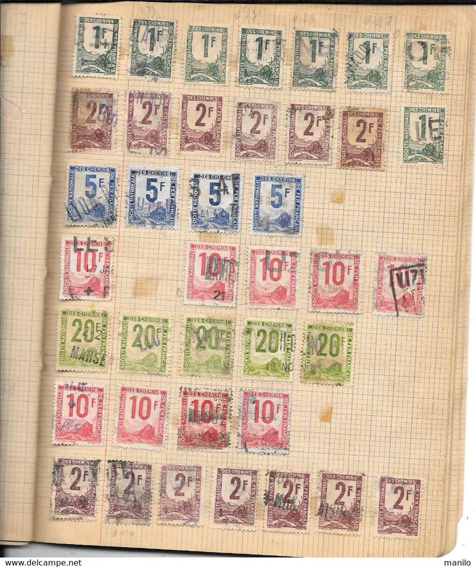 Collection de TIMBRES d'un ENFANT sur CAHIER D'ECOLIER années 1940 -PETAIN,SEMEUSE,IRIS,FISCAUX,CHEMINS DE FER,MERCURE..