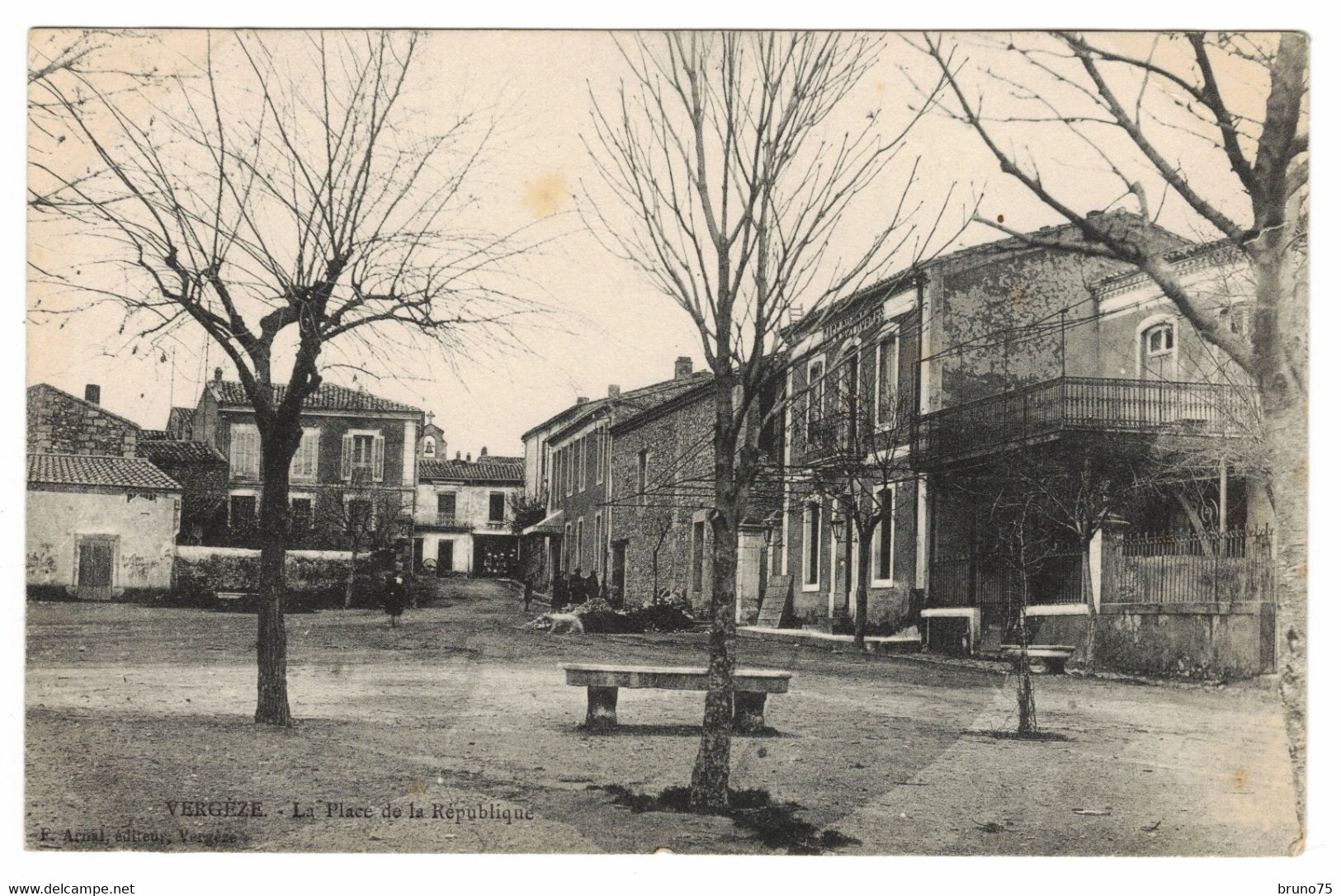 30 - Vergèze - La Place De La République - 1907 - Vergèze