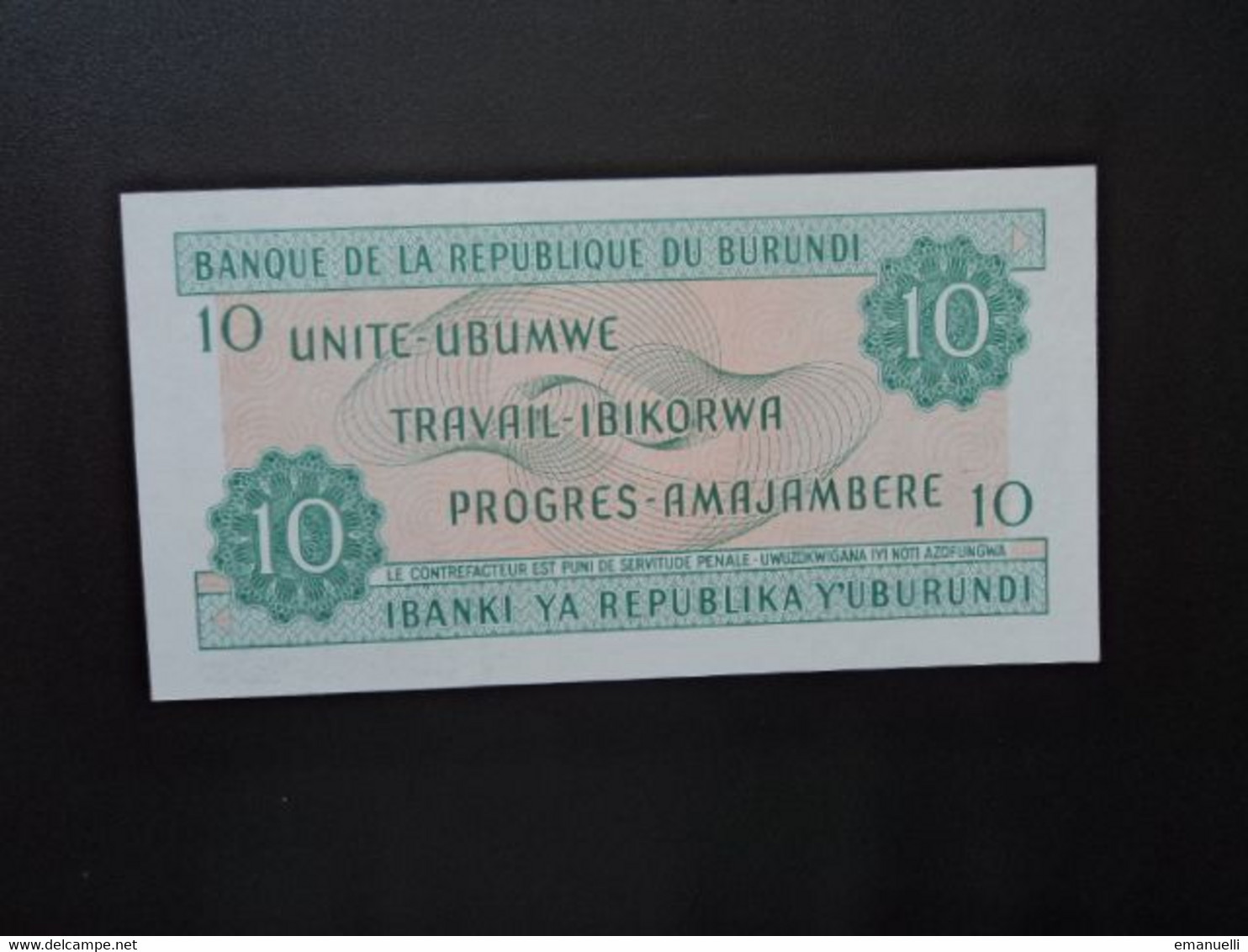 BURUNDI * : 10 FRANCS   01-6-1981     P 33a      NEUF ** - Burundi