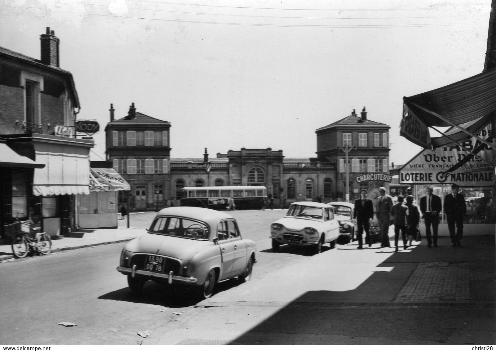 DPT 95 VILLIERS-LE-BEL La Gare - Villiers Le Bel