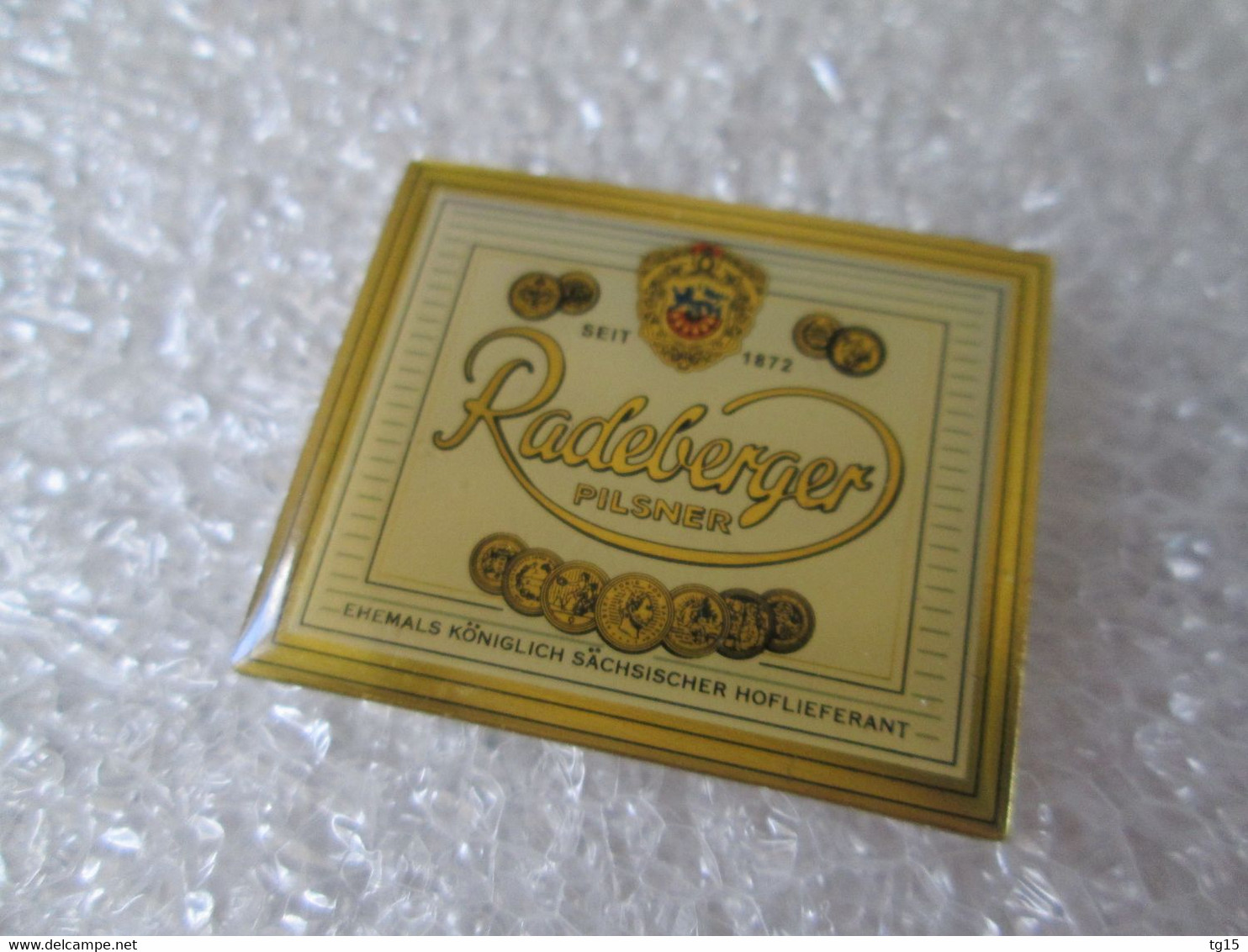 PIN'S   BIÈRE  RADEBERGER - Bière