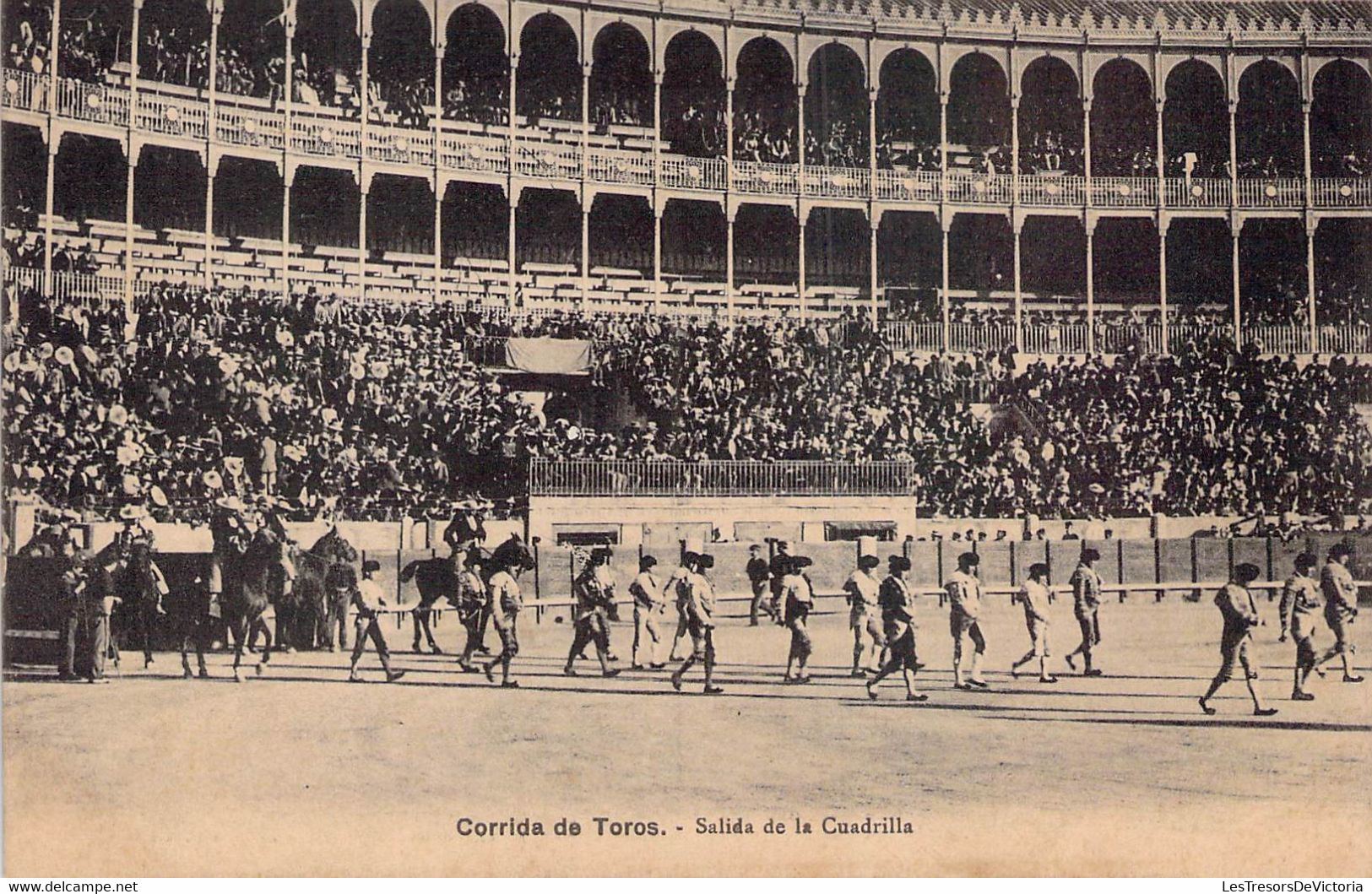 CPA - Corrida De Toros - Salida De La Cuadrilla - Toreador - Arêne - Chevaux - Stierkampf