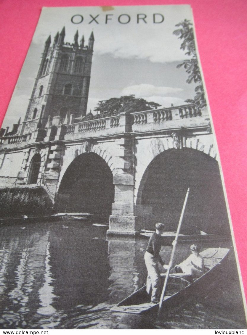 Dépliant Touristique En Anglais/ OXFORD/ Avec Plan  Central D'Oxford / 1966            PGC434 - Beaux-Arts