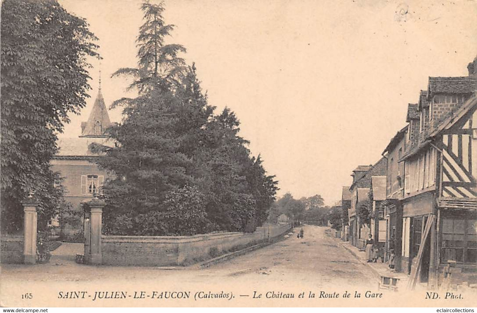 Saint-Julien-le-Faucon       14      Le Château Et La Route De La Gare        (voir Scan) - Sonstige & Ohne Zuordnung