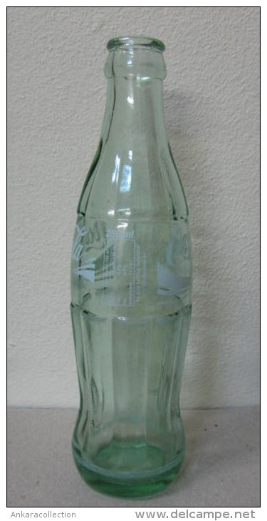 AC - COCA COLA EMPTY GLASS BOTTLE # 3 FROM TURKEY - Bottles