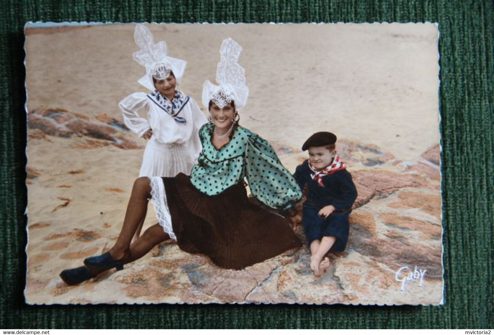 Les Sables D'Olonne : Costumes Sablais, La Famille - Sables D'Olonne