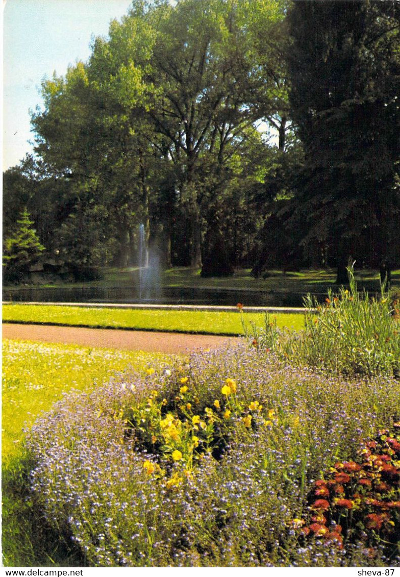 62 - Liévin - Le Jardin Public - Lievin