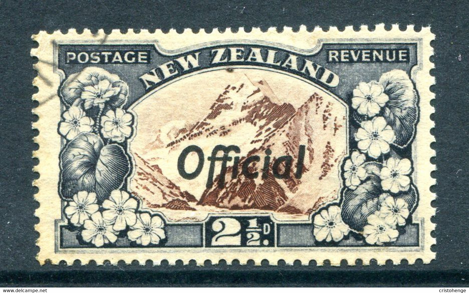 New Zealand 1936-61 Officials - Pictorials - Multiple Wmk. - P.14 X 13½ - 2½d Mt Cook Used (SG O124) - Light Tone - Service