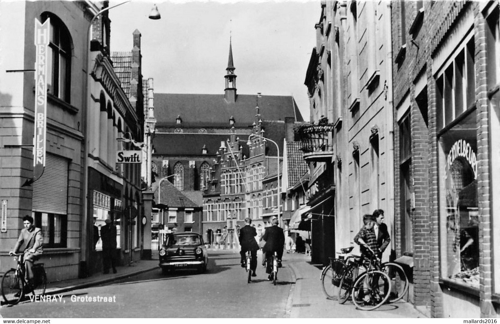 VENRAY - GROTESTRAAT ~ AN OLD REAL PHOTO POSTCARD #222534 - Venray