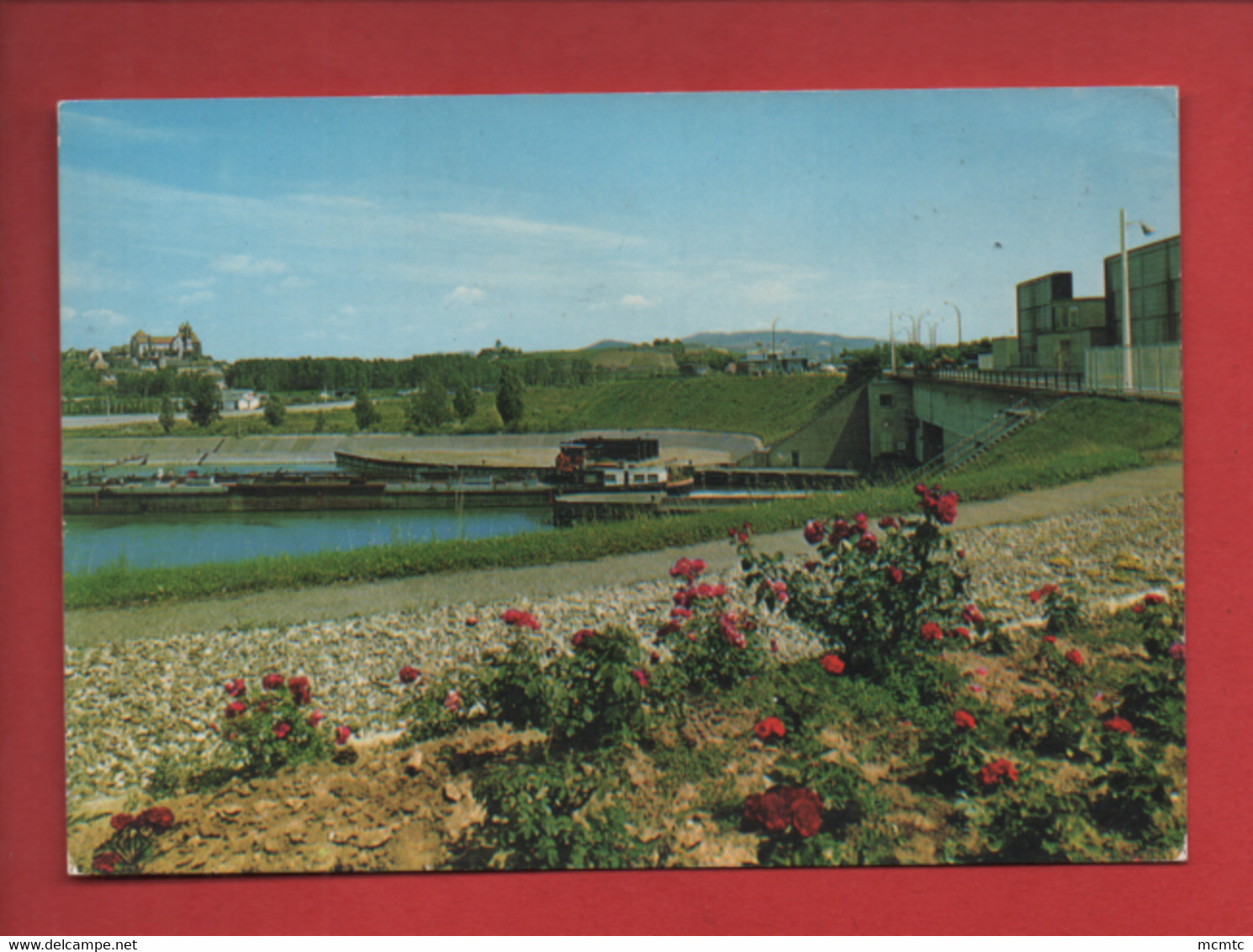 CPM -  Ile Du Rhin -  Vogelgrun - Neuf Brisach    (péniches , Péniche ) - Vogelgruen