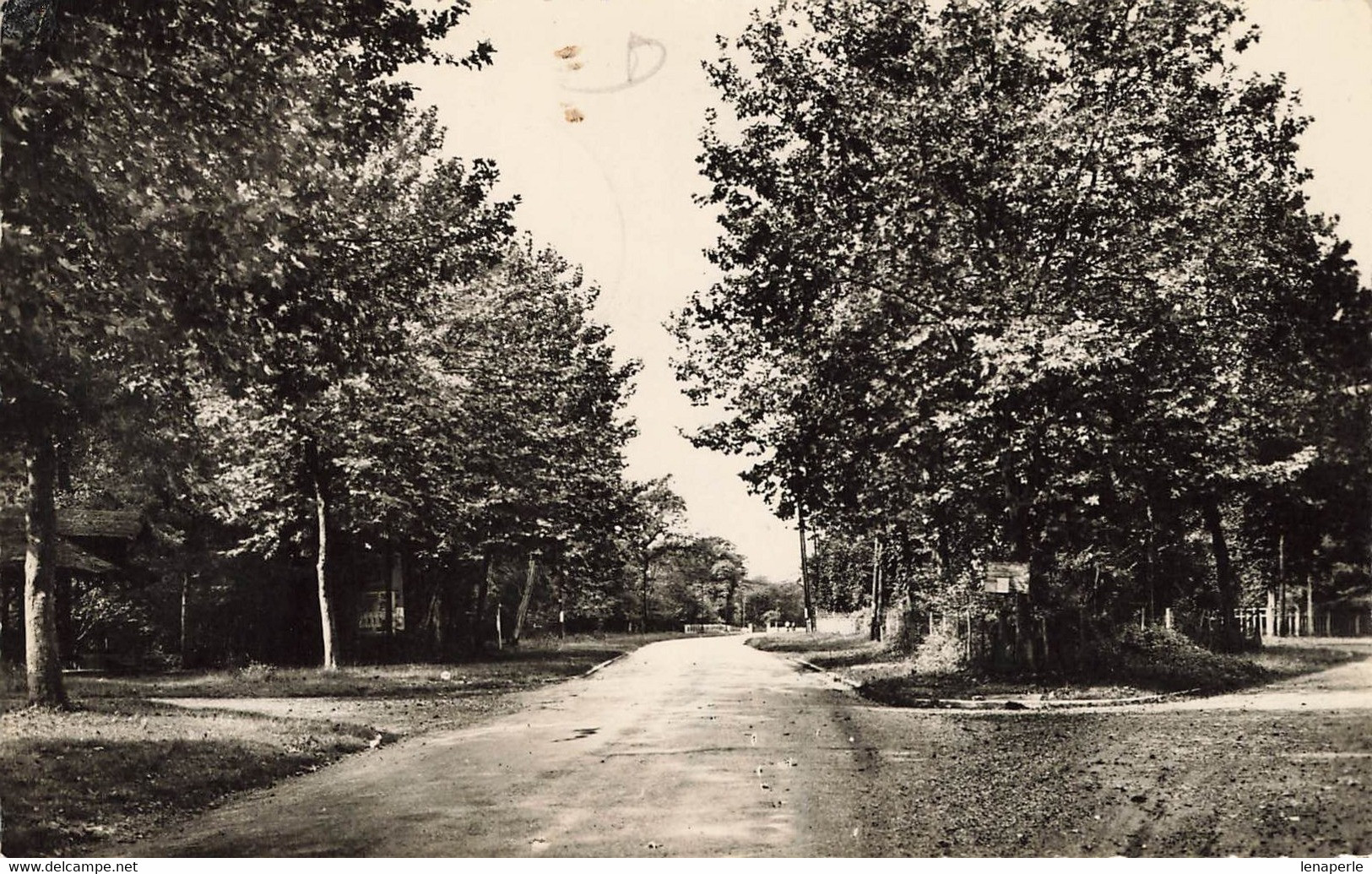 B2176 Verneuil Sur Seine La Foret - Verneuil Sur Seine