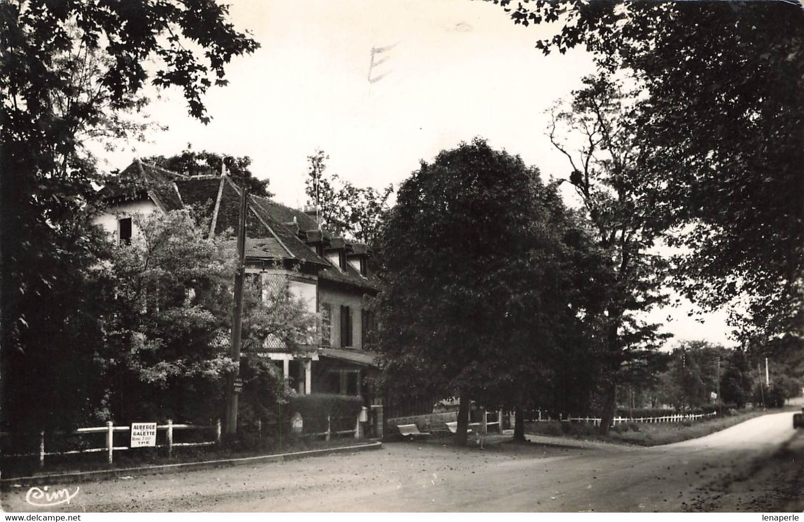 B2177 Verneuil Sur Seine La Foret Auberge - Verneuil Sur Seine