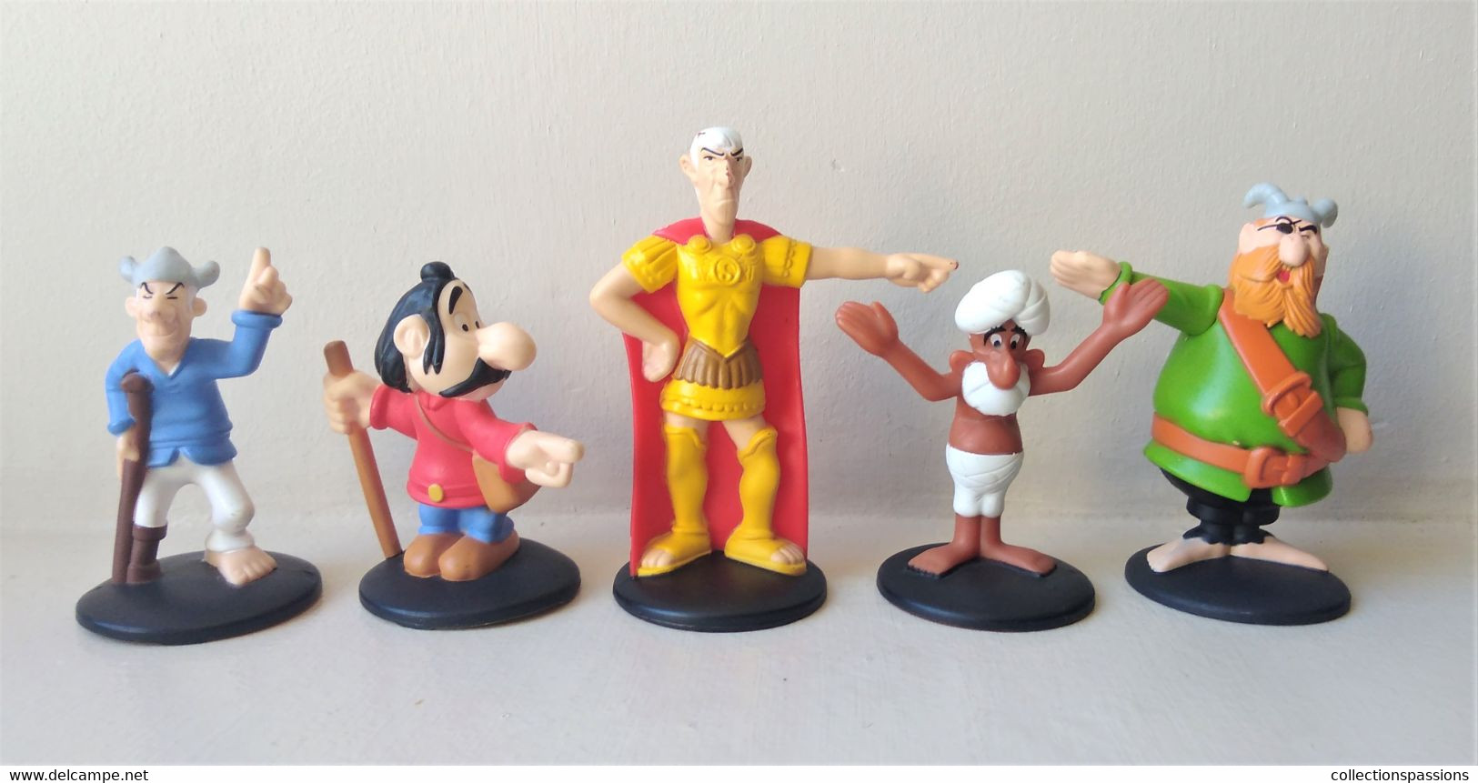 - ASTERIX - Mac Do - Lot De 5 Figurines - - Little Figures - Plastic