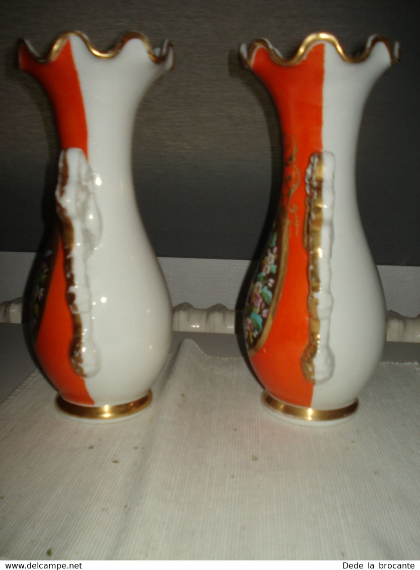 O2 / RARE Paire de vases orange décor floral porcelaine faïence vieux Bruxelles