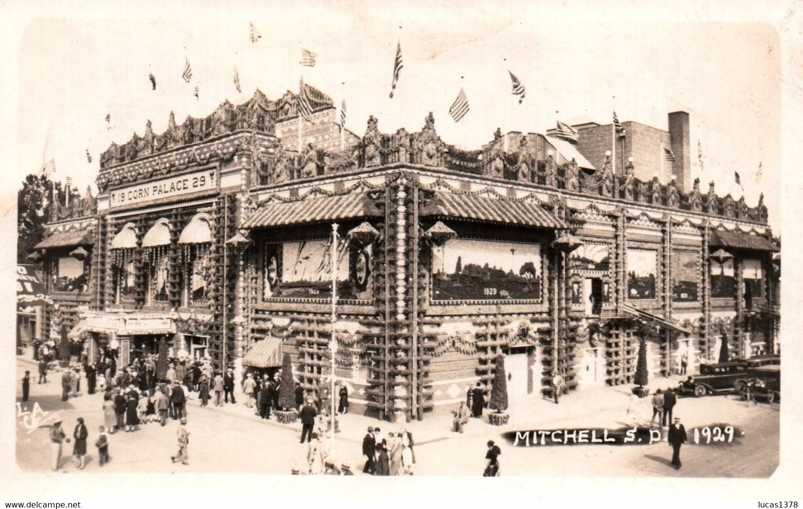 SOUTH-DAKOTA CORN PALACE - ANNEE 1929 ANIMEE VOITURES CAMIONS / MITCHELL - S P PHOTO - Autres & Non Classés