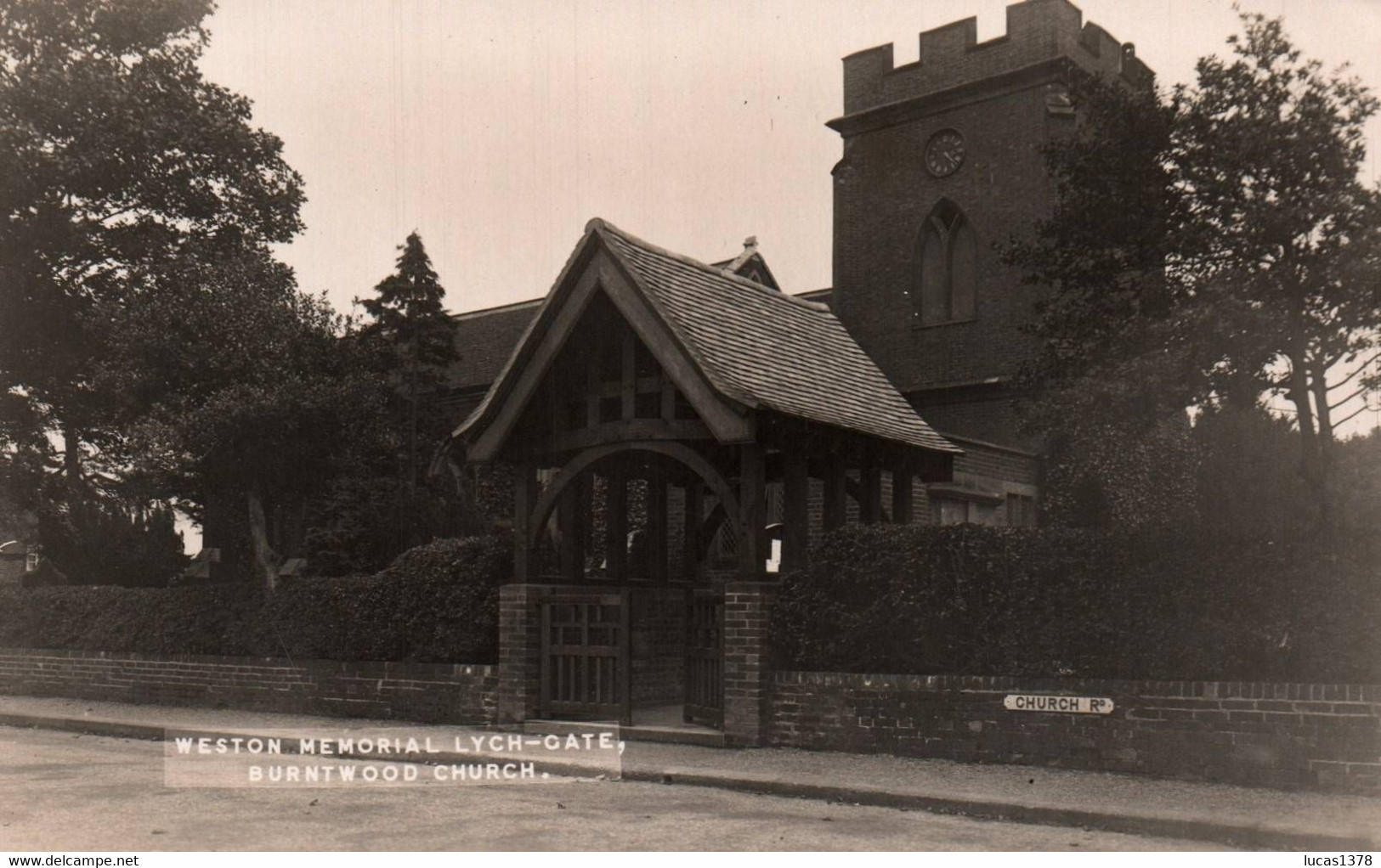 WESTON MEMORIAL LYCH GATE / BURNTWOOD CHURCH - Lincoln