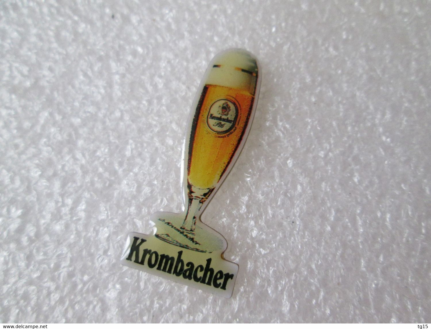 PIN'S      BIÈRE   KROMBACHER - Bière