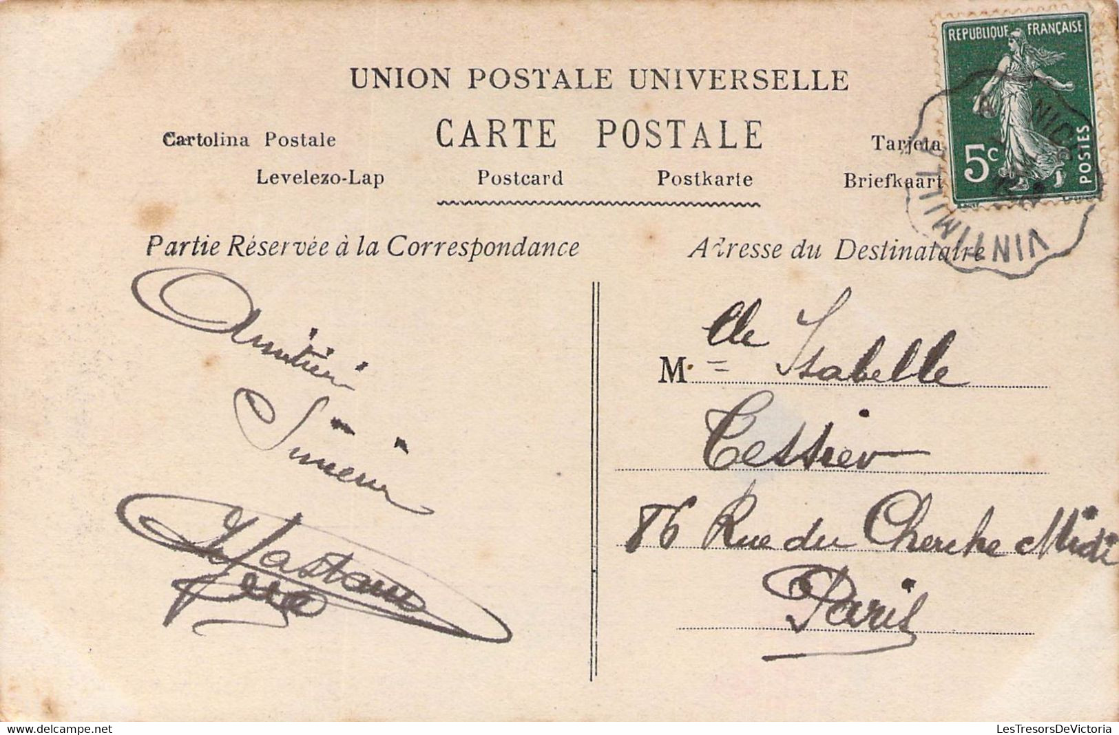 CPA - JOYEUX 1er AVRIL - Petite Fille Tient Dans Ses Bras 2 Poissons Et Un énorme Poisson Est Accroché Au Dessus D'elle - 1° Aprile (pesce Di Aprile)