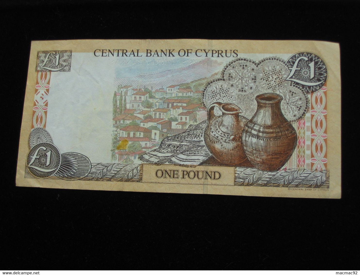 CHYPRE   1 One Pound  1997 Central Bank Of Cyprus    **** ACHAT IMMEDIAT **** - Chipre