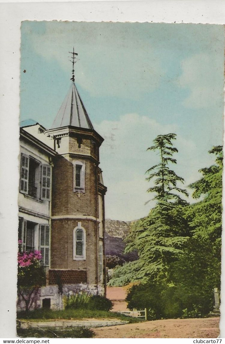 Bargemon (83) : La Chateau Centre De Plein Air En 1955 PF. - Bargemon