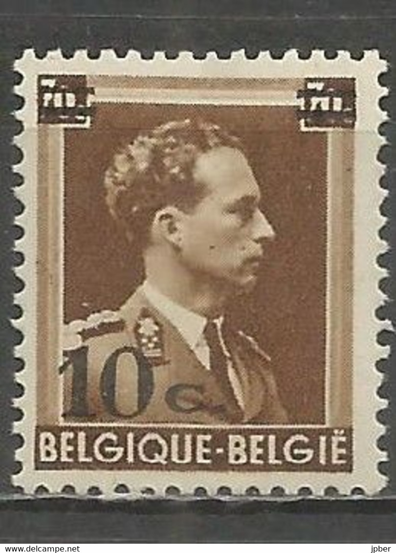 Belgique - Léopold III Col Ouvert N°570** "taches Foncées Sur La Joue" - Autres & Non Classés