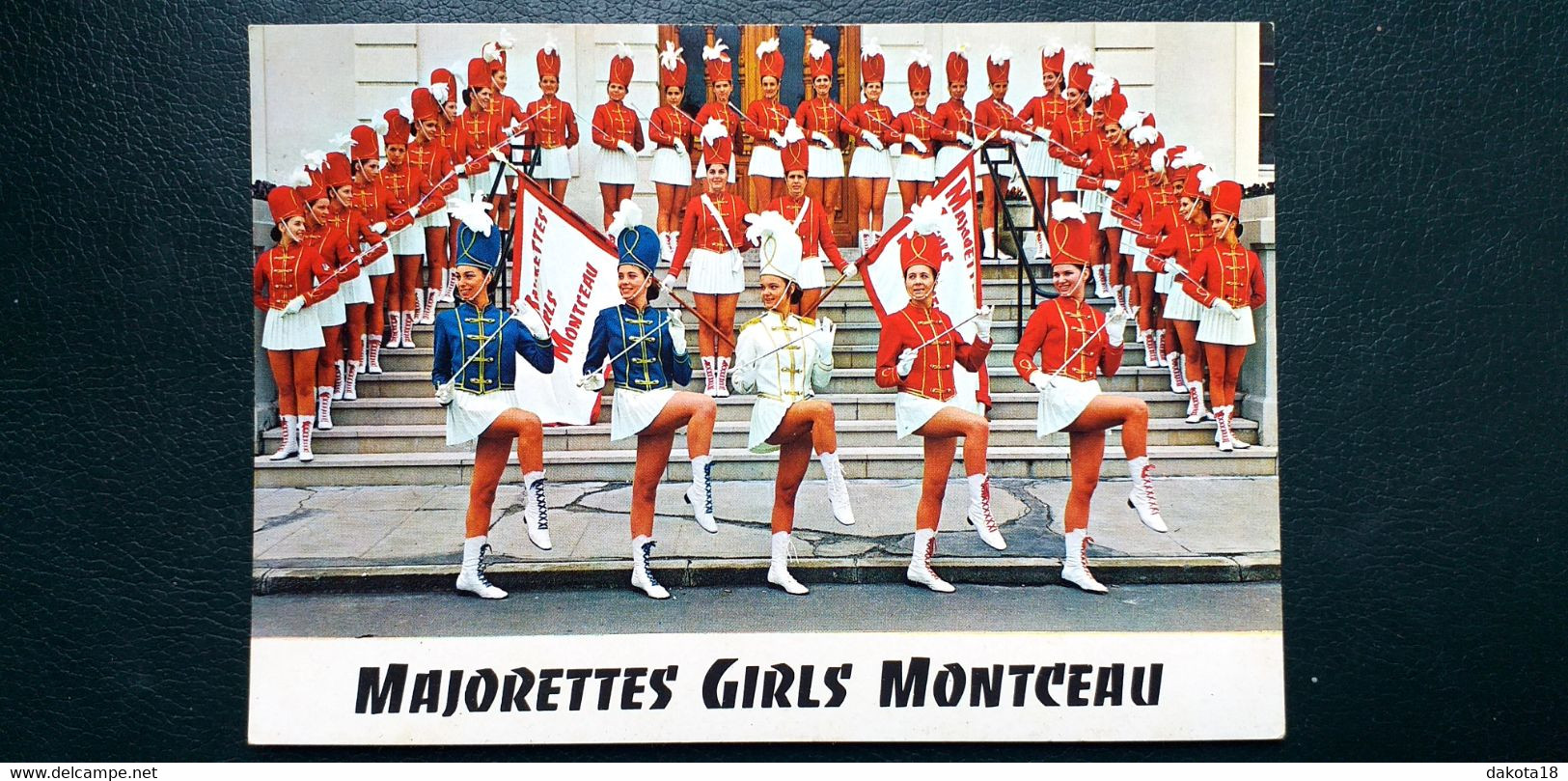 71 , Montceau Les Mines  ,les Majorettes Girls - Montceau Les Mines