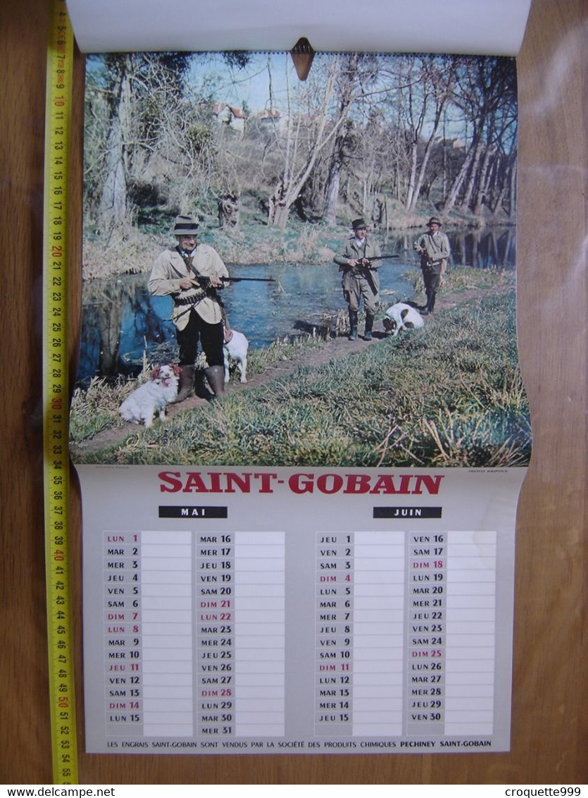 CALENDRIER De 1961 Valable Pour 2023 Saint Gobain CHASSE Chiens Gibier A Courre - Grand Format : 1961-70