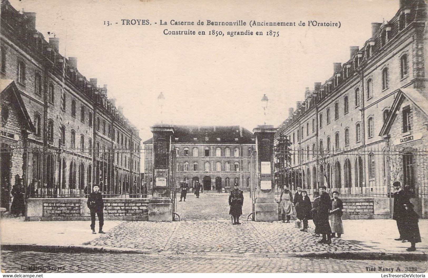 CPA - TROYES Aube - La Caserne De Beurnonville (anciennement De L'Oratoire) - Barracks