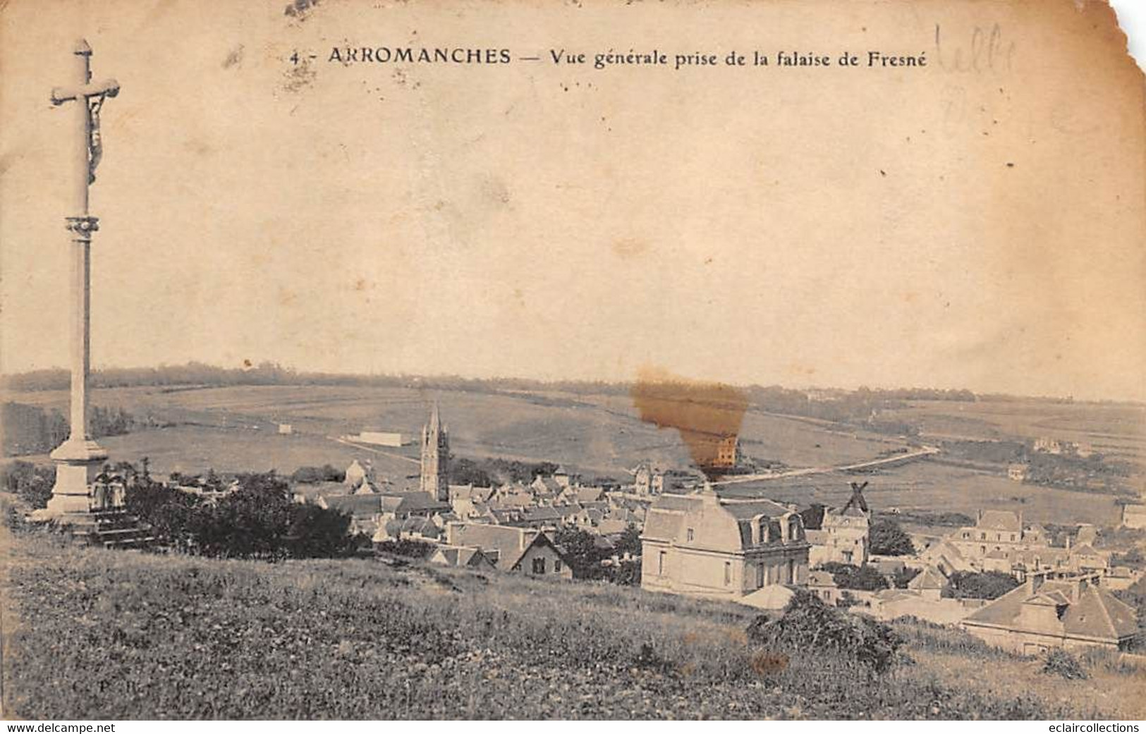 Arromanches           14        Vue Générale Prise De La Falaise De Fresné         - Défaut -  (voir Scan) - Arromanches