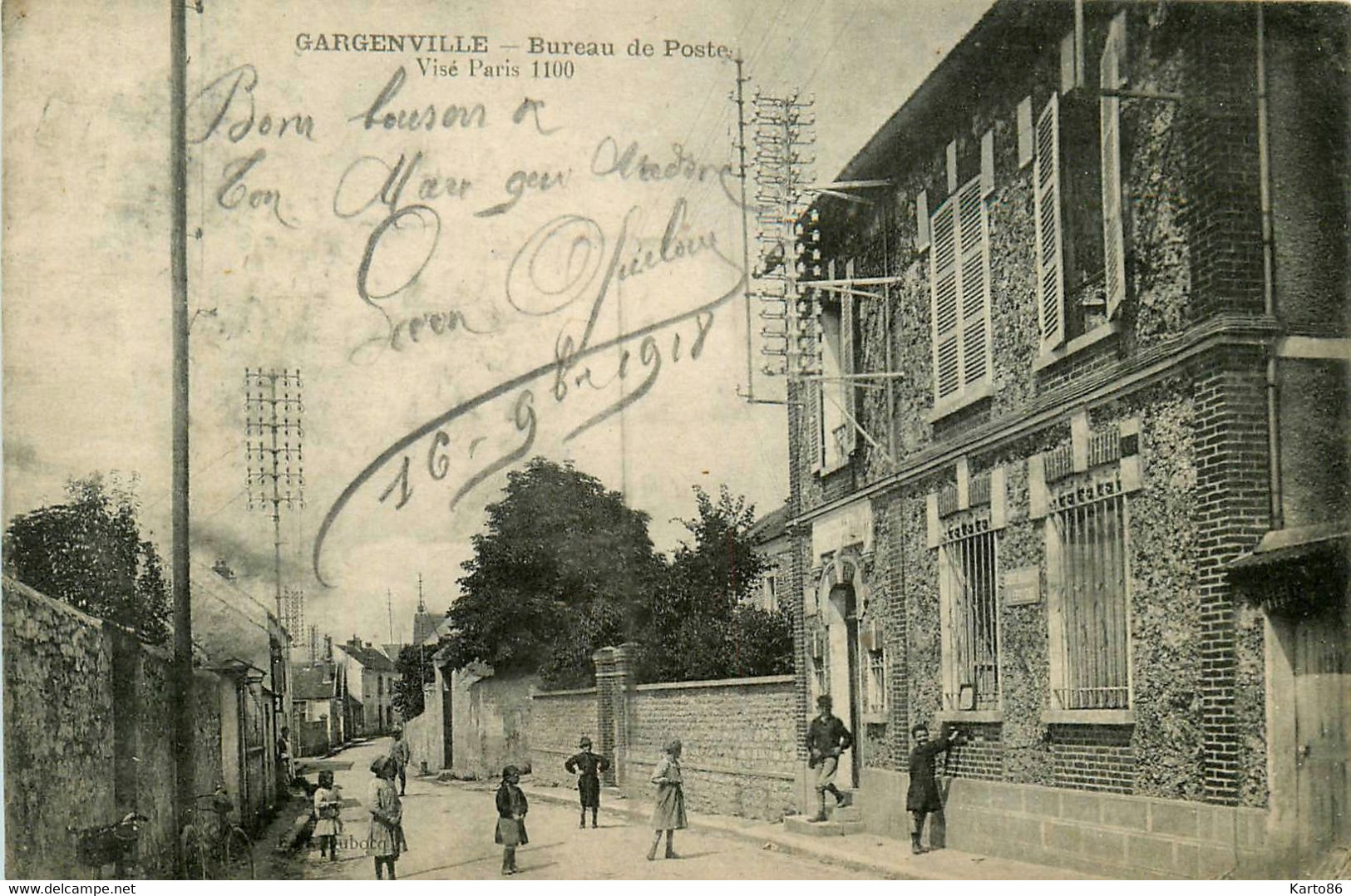 Gargenville * Rue Et Vue Sur Le Bureau De Poste * Ptt - Gargenville