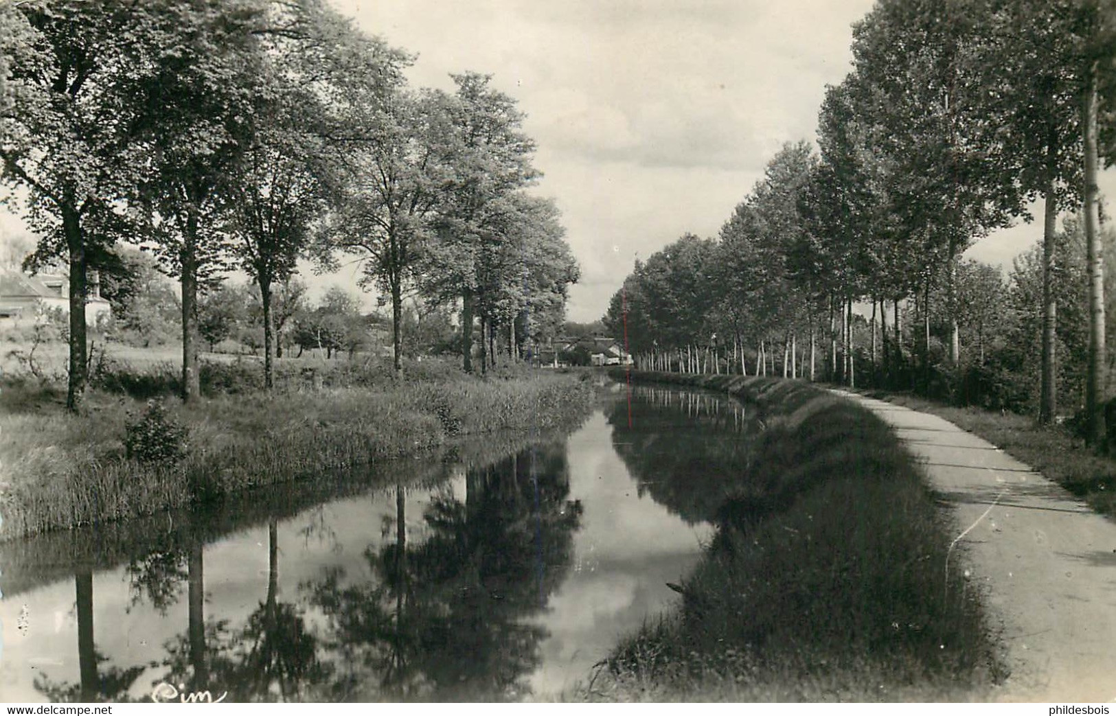 CHER  SAINT AMAND DE MONTROND Canal Du Berry  (cpsm) - Saint-Amand-Montrond