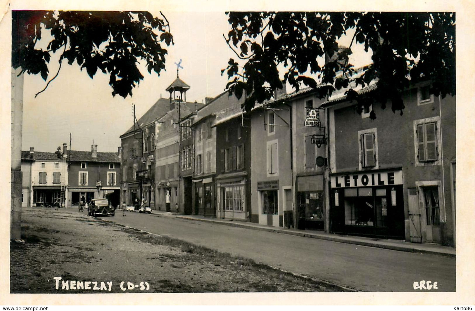 Thénezay * Carte Photo * Rue Ou Place Du Village , Magasin Commerce L'ETOILE * Automobile Citroen CITROËN Traction - Thenezay