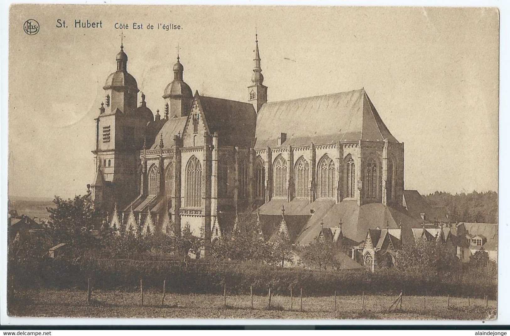 Saint-Hubert - Côté Est De L'Eglise - 1928 - Saint-Hubert