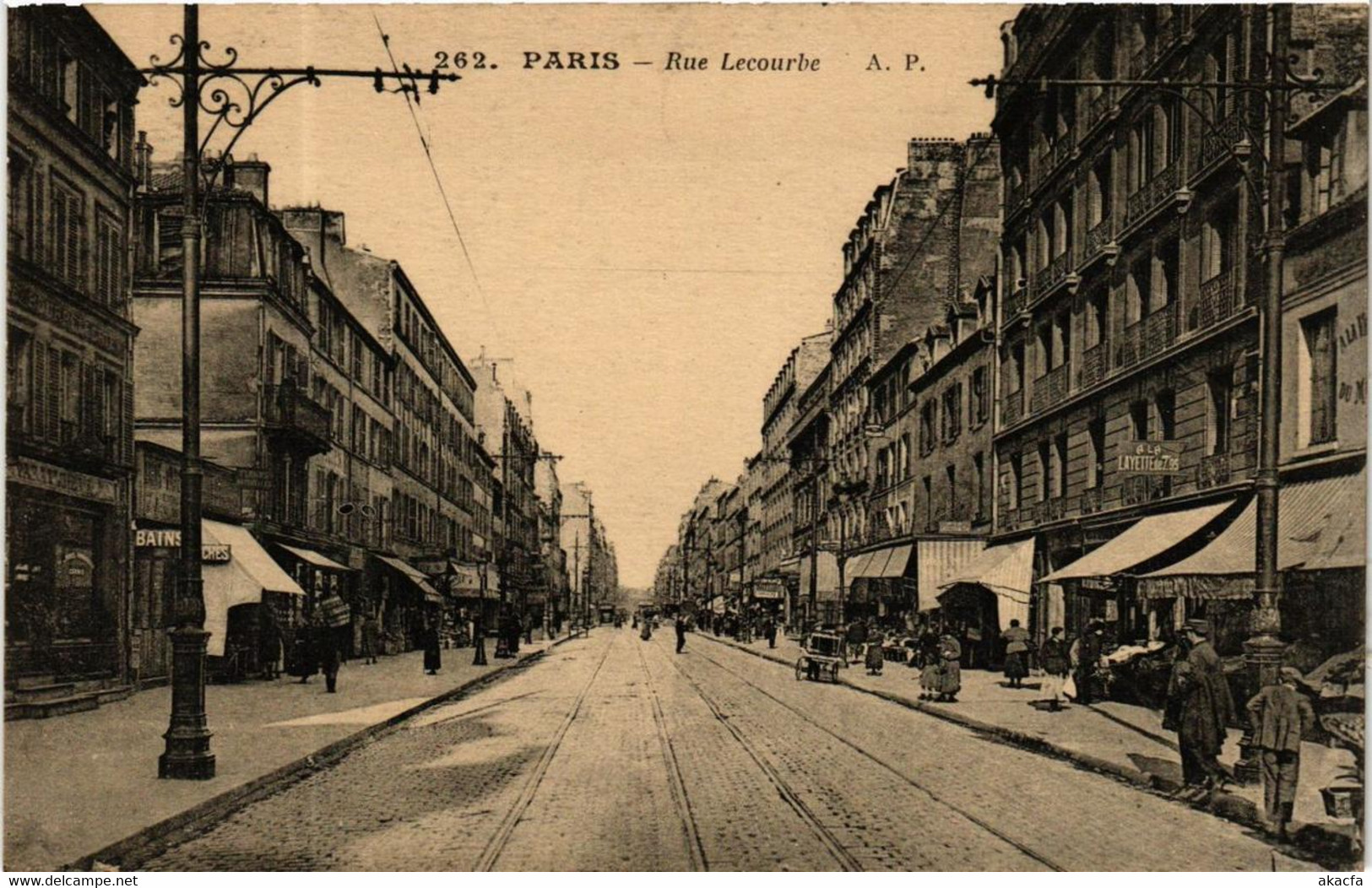 CPA PARIS 15e Rue Lecourbe. (509179) - Arrondissement: 15