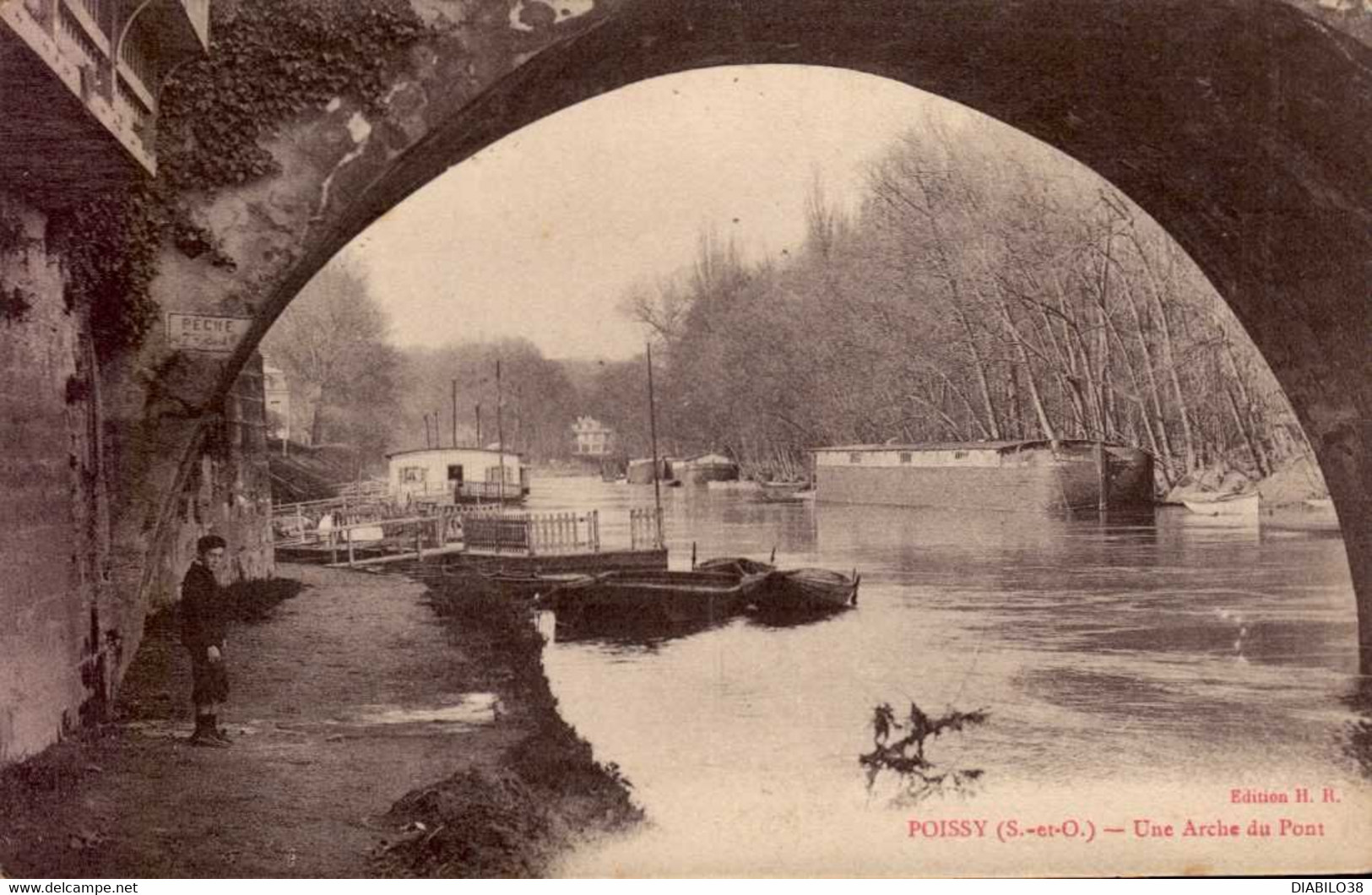 POISSY    ( YVELINES )    UNE ARCHE DU PONT - Poissy