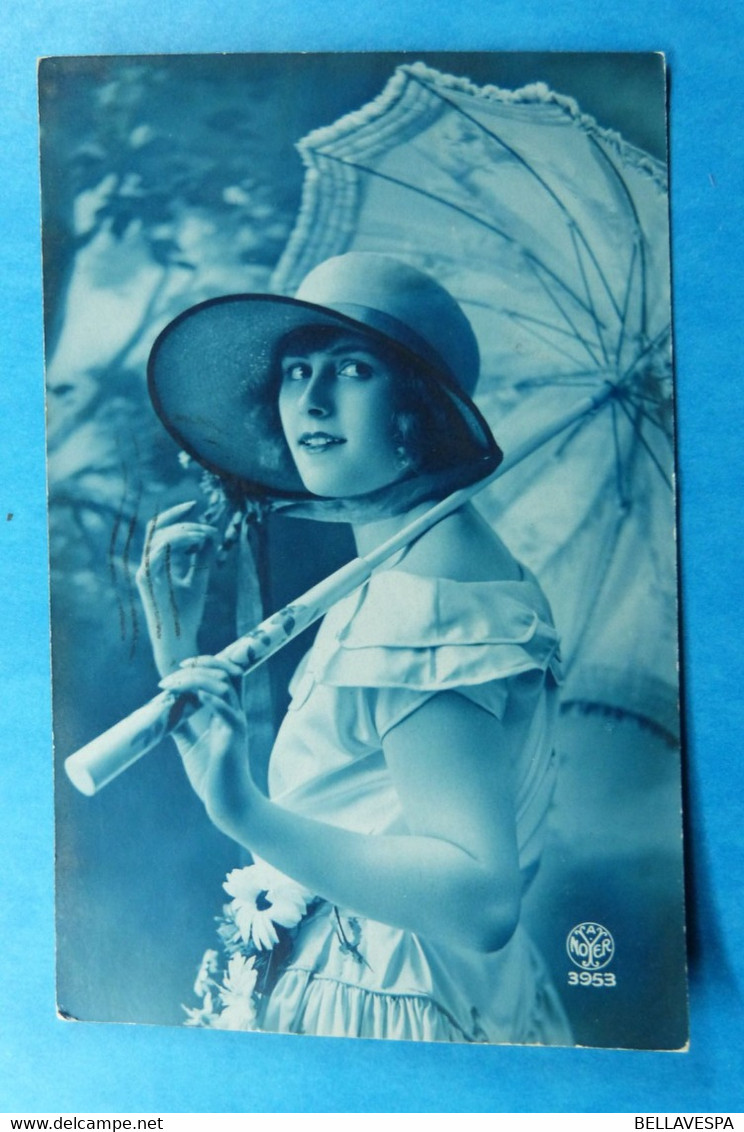 Girl Femme Parapluie Regenscherm Umbrella Chapeau Hoed. Mode Edit A.Noyer  N° 3953 - Moda