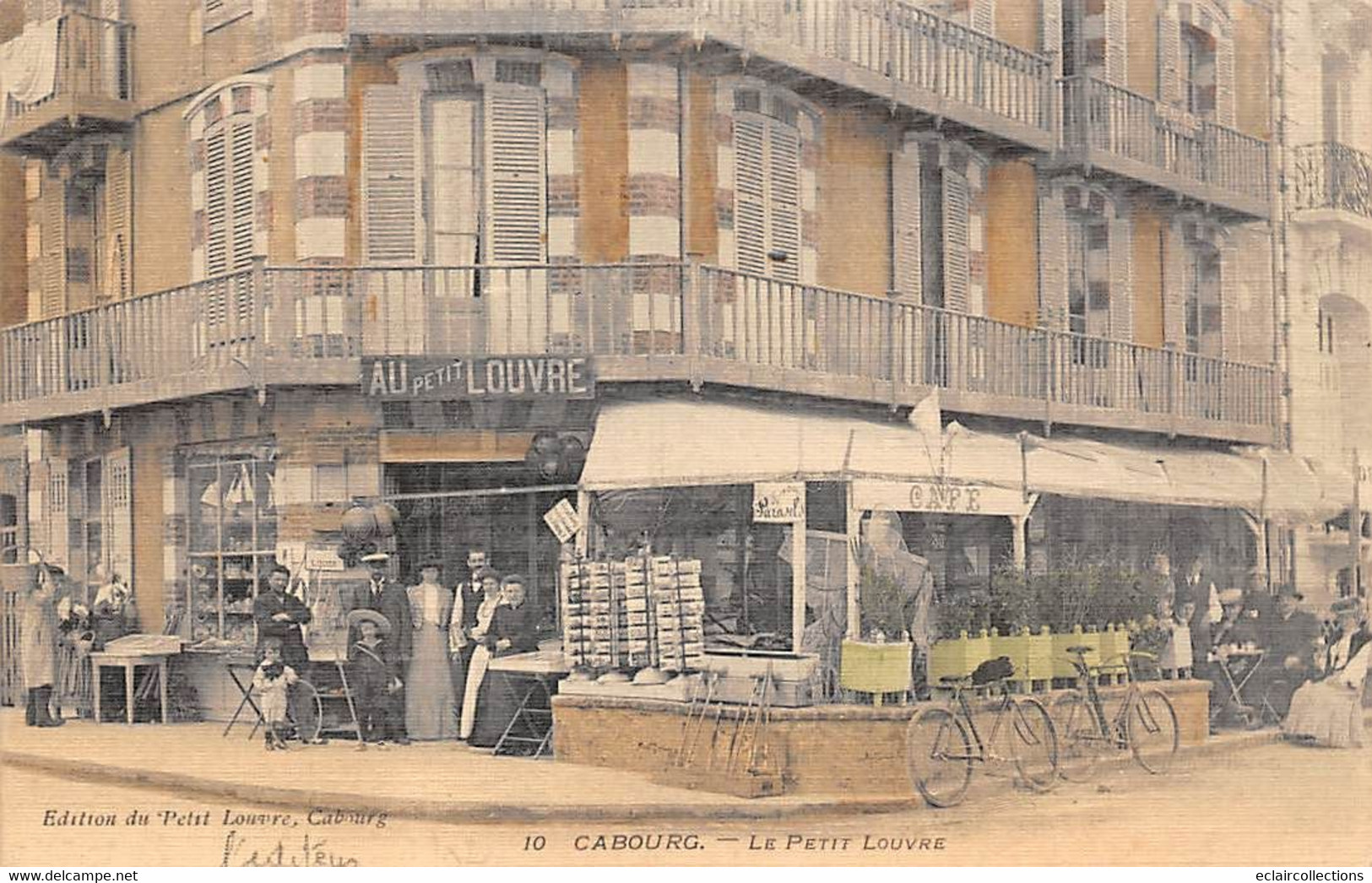 Cabourg         14         Magasin Le Petit Louvre  Vente De Cartes Postales    (voir Scan) - Cabourg