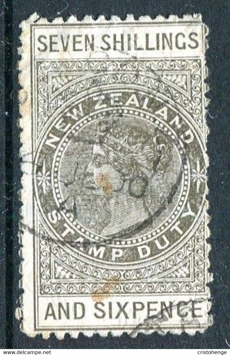New Zealand 1882-1930 QV Longtype Fiscal Revenue - P.11 - Wmk. 7mm - 7/6 Bronze-grey Fiscally Used (SG F63) - Fiscaux-postaux