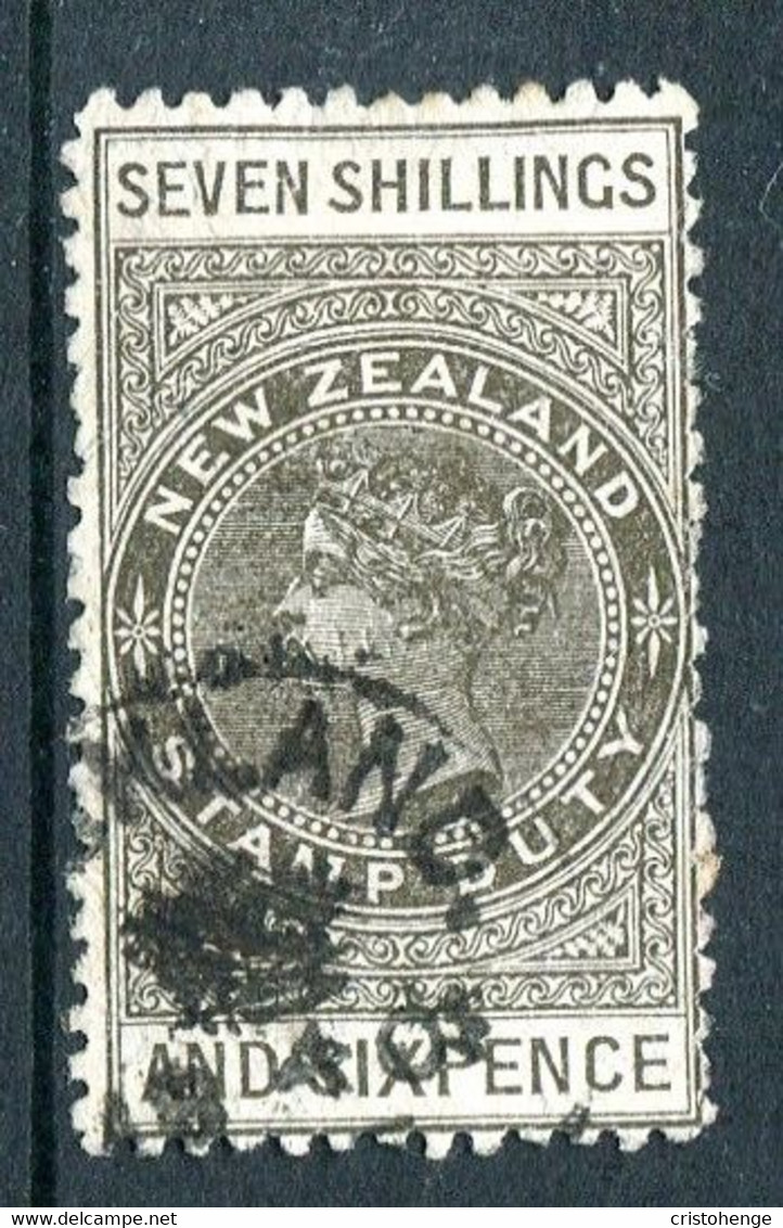 New Zealand 1882-1930 QV Longtype Fiscal Revenue - P.11 - Wmk. 7mm - 7/6 Bronze-grey Fiscally Used (SG F63) - Fiscaux-postaux