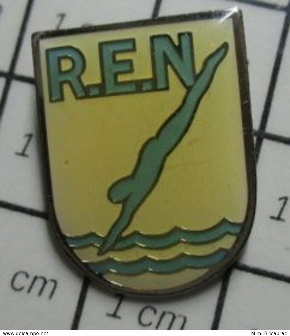 1022 Pins Pin's / Rare & Belle Qualité THEME SPORTS / NATATION CLUB R.E.N. - Nuoto