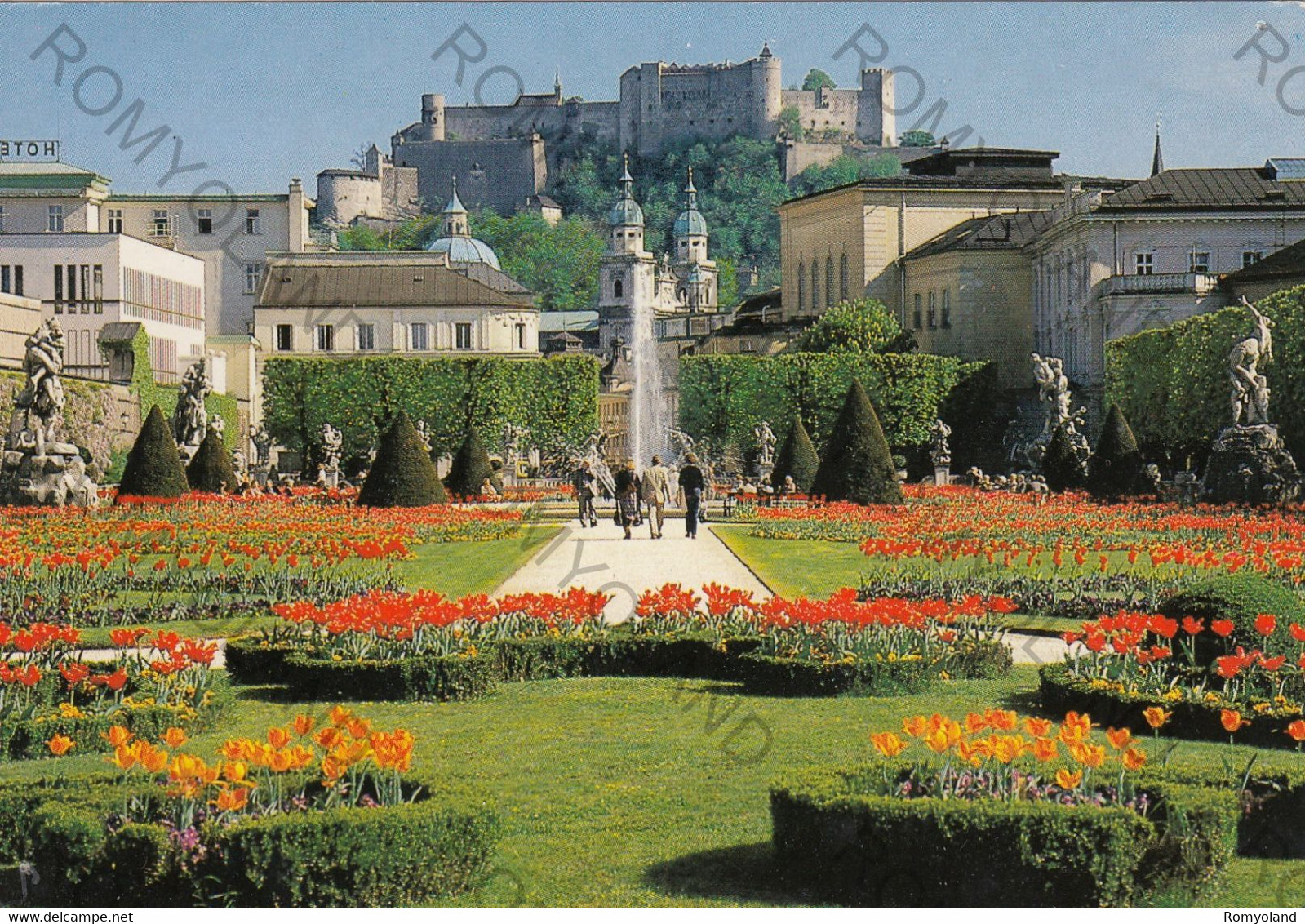 CARTOLINA  SALISBURGO,AUSTRIA,CITTA DEL FESTIVAL-GIARDINO MIRABELL SULLO SFONDO DELLA CITTA VECCHIA,VIAGGIATA 1991 - Oberndorf Bei Salzburg